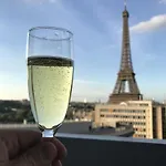 Апартаменты Eiffel Tower Incredible View *